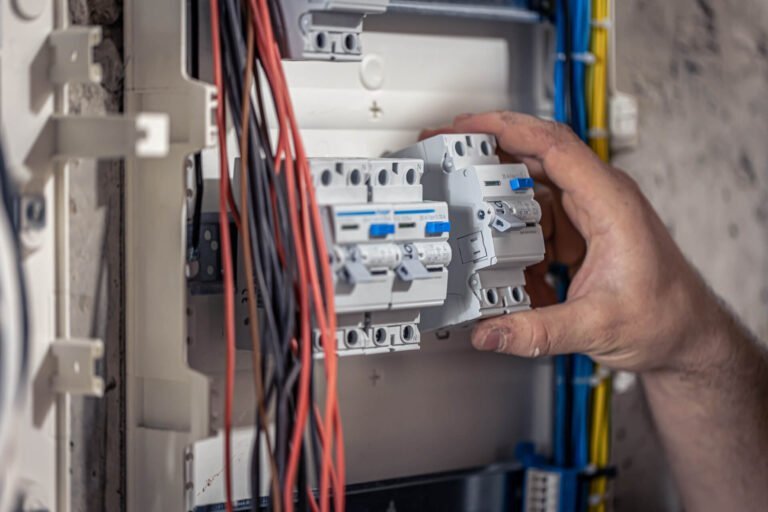 Efficient and sustainable power supply systems
